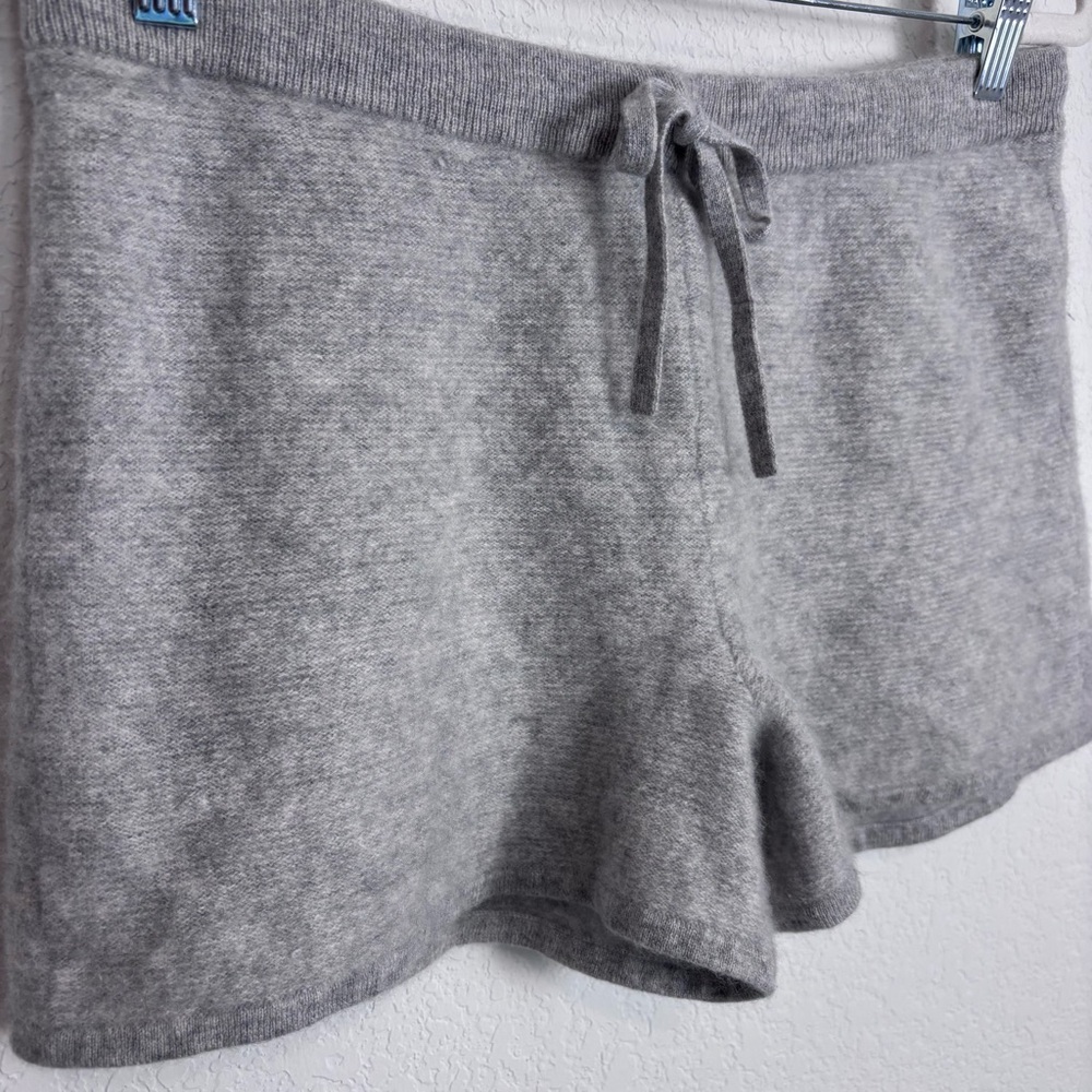 Neiman Marcus Heathered Gray Cashmere Shorts Women’s XL Comfort Luxury - Picture 2 of 9